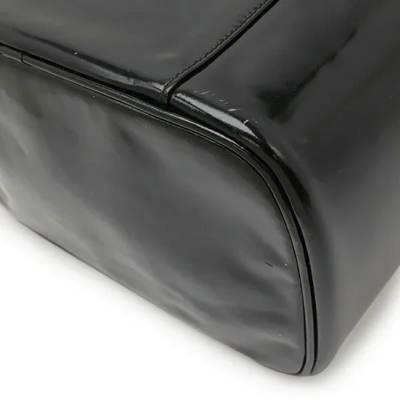 CHANEL Black Leather Logo Pouch - Picture 4 of 10